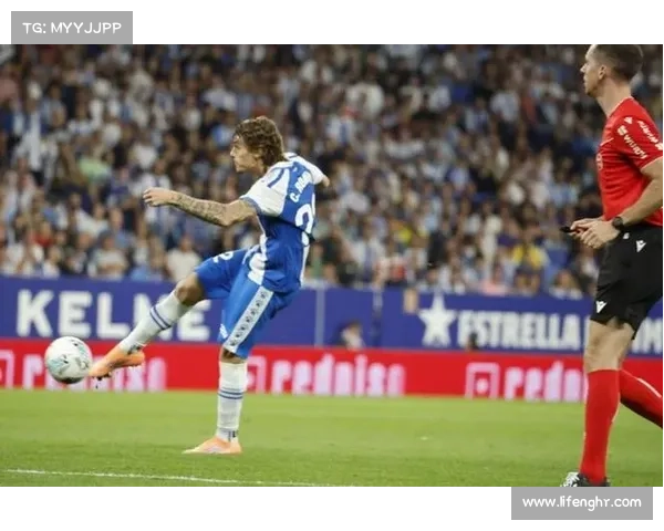 西班牙人普阿多读秒罚丢点球 贝蒂斯2比1完成逆转取胜